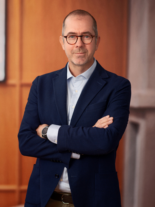 Linus Hägg Low